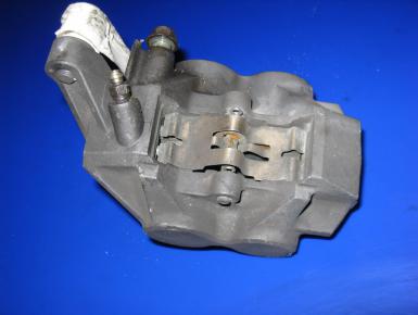 Суппорт Правый передний, Yamaha, FZS 600 Fazer, 1998, 0, 0