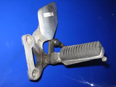 Кронштейн подножки водителя левый, Yamaha, FZS 600 Fazer, 1998, 0, 0