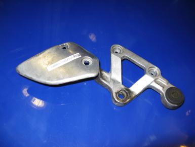 Кронштейн подножки водителя правый, Yamaha, FZS 600 Fazer, 2001, 0, 0