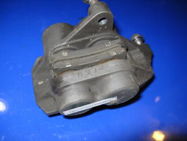 Суппорт Левый передний, Yamaha, FZS 600 Fazer, 2001, 0, 0