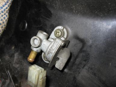 Топливный кран, Yamaha, FZS 600 Fazer, 2001, 0, 0