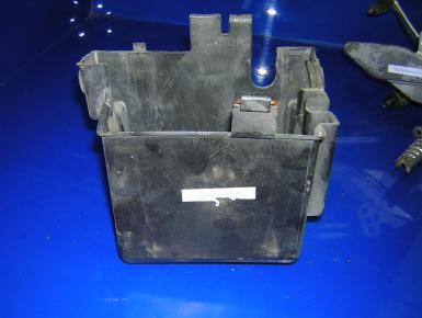 Пластик АКБ, Yamaha, FZR 750 Genesis, 1988, 0, 0