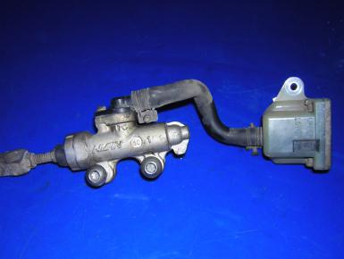 Задний тормозной цилиндр, Suzuki, RF 400, 1996, 0, 0