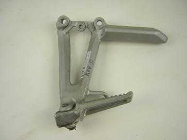 Кронштейн подножки пассажира левый, Honda, CBR 600 F4, 1999, 0, 0