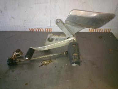 Кронштейн подножки водителя левый, Yamaha, FZR 400, 1988, 0, 0