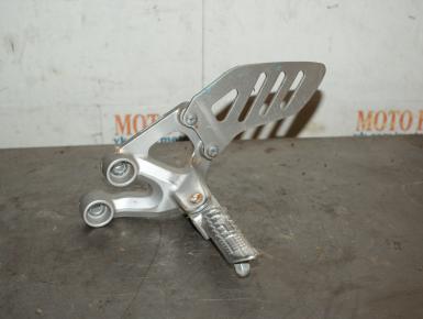 Кронштейн подножки водителя левый, Suzuki, GSX R 600, 2007, 0, 0