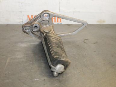 Подножка (упор) водителя левая В сборе с кронштейном, Kawasaki, GPZ 400, 1990, 0, 0