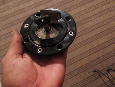 Замок лючка бака, Suzuki, GSF 250 Bandit, 1992, 0, 0