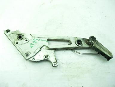 Кронштейн подножки пассажира правый, Kawasaki, GPZ 1000 RX, 1986, 0, 0