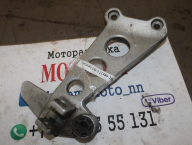Кронштейн подножки пассажира правый, Honda, CB 1, 1991, 0, 0