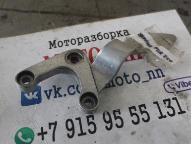 Кронштейн подножки водителя правый, Yamaha, FZR 250, 1988, 0, 0