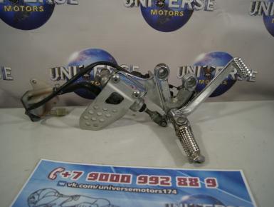 Кронштейн подножки водителя правый, Suzuki, GSX R 600, 2005, 0, 0