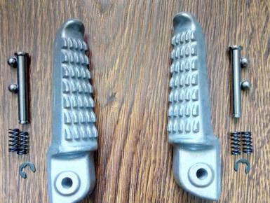 Подножка (упор) пассажира (левая и правая) В сборе, Kawasaki, ZX 10 R Ninja , 0, 0