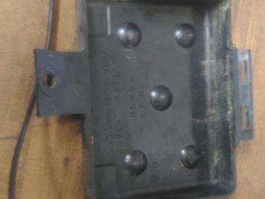 Крышка АКБ, Honda, CB 400 SF NC31, 1995, 0, 0