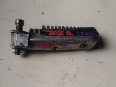 Подножка (упор) пассажира левая, Kawasaki, ZZR 1200, 2004, 0, 0