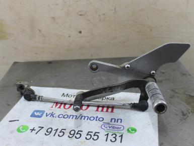 Кронштейн подножки водителя левый, Yamaha, FZ 400, 1997, 0, 0