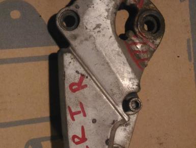 Кронштейн подножки водителя правый, Kawasaki, ZZR 400, 1992, 0, 0