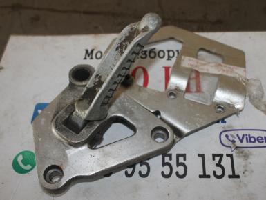 Кронштейн подножки водителя правый, Suzuki, GSX 400, 1986, 0, 0