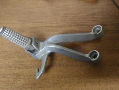 Кронштейн подножки пассажира левый, Suzuki, GSX R 1000, 2005, 0, 0