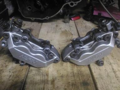 Суппорт Левый и правый передний (комплект) (NISSIN), Honda, CBR 900 RR / 919 RR (SC33) , 0, 0