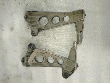Кронштейн подножки пассажира левый и правый (комплект), Honda, CB 1, 1991, 0, 0