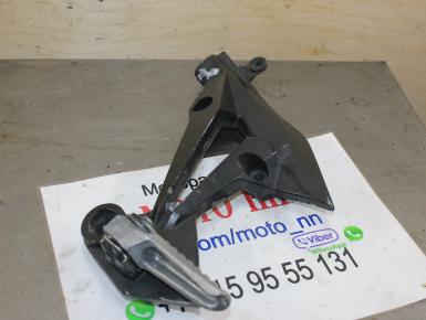 Кронштейн подножки пассажира левый, Kawasaki, Z 750 N, 2009, 0, 0