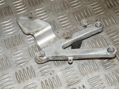 Кронштейн подножки водителя правый, Yamaha, YZF R1, 1998, 0, 0