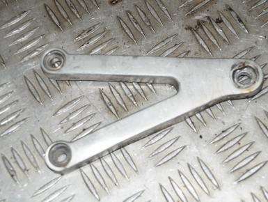 Кронштейн подножки водителя левый, Yamaha, YZF R1, 1998, 0, 0