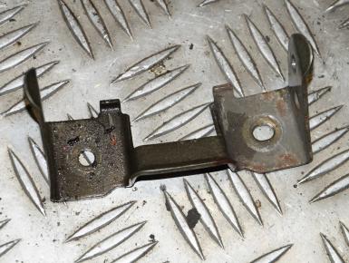 Кронштейн бензобака задний, Yamaha, YZF R1, 1998, 0, 0