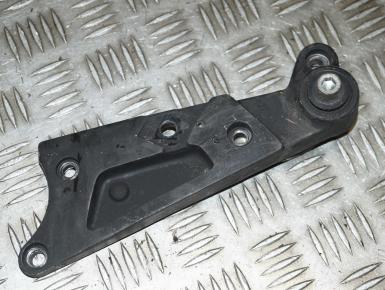 Кронштейн подножки пассажира левый, Yamaha, V-Max 1200, 1990, 0, 0