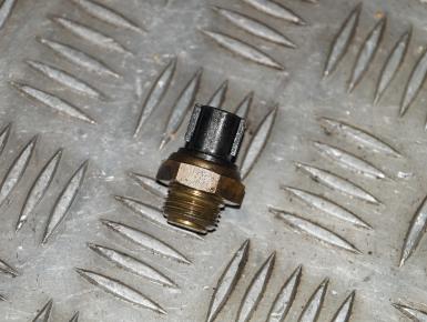 Датчик включения вентилятора, Suzuki, GSX R 750, 1999, 0, 0