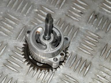 Насос масляный, Suzuki, GSX R 750, 1999, 0, 0