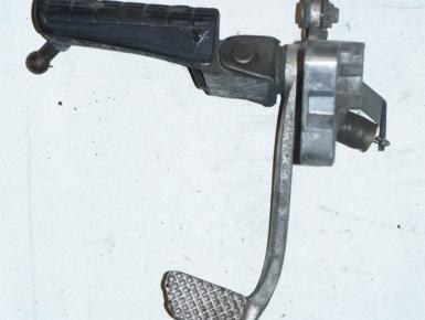 Кронштейн подножки водителя правый, Yamaha, FZR 400, 1990, 0, 0