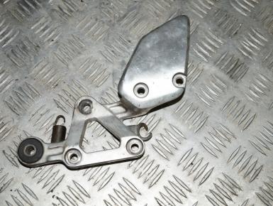 Кронштейн подножки водителя правый, Yamaha, FZS 600 Fazer, 1998, 0, 0