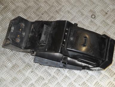 Пластик под сиденьем, Kawasaki, ZZR 250, 1995, 0, 0