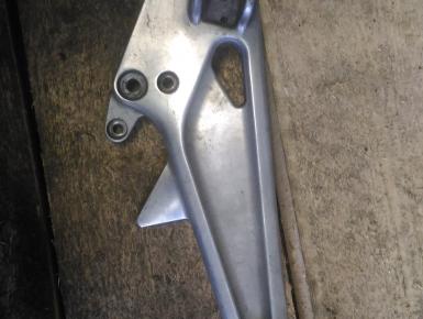 Кронштейн подножки водителя правый, Honda, CB 400 SF, 1996, 0, 0