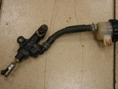 Задний тормозной цилиндр, Yamaha, YZF R6, 2000, 0, 0