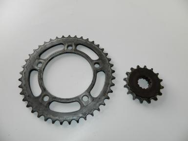 Ведомая и ведущая звезда и цепь привода колеса (комплект), Honda, VTR 1000 F , 0, 0