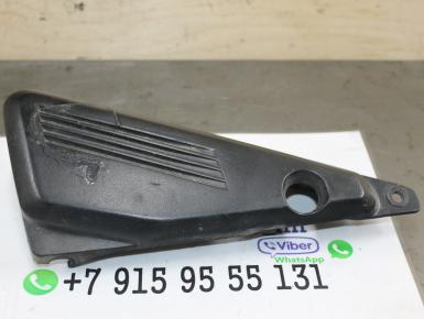 Накладка пластиковая левая, Yamaha, FZ 400, 2000, 0, 0