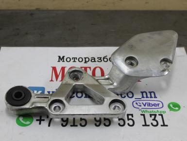 Кронштейн подножки водителя правый, Yamaha, FZ 400, 2000, 0, 0