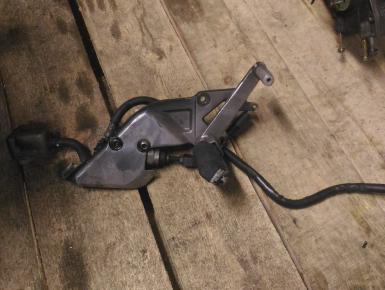 Кронштейн подножки водителя правый, Suzuki, RF 400, 1995, 0, 0