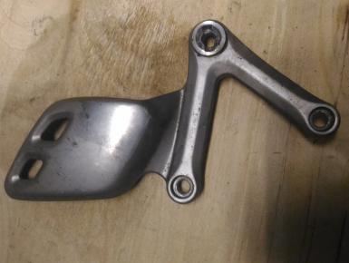 Кронштейн подножки водителя левый, Suzuki, GSF 400 Bandit, 1995, 0, 0