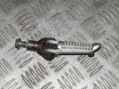 Подножка (упор) водителя правая, Suzuki, GSX R 400, 1994, 0, 0