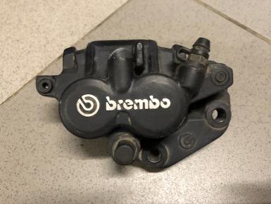 Суппорт Правый передний (Brembo), BMW, 2004, 0, 1