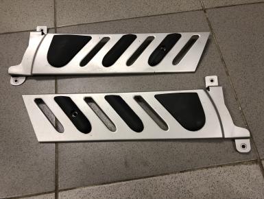 Накладка (крышка) металлическая  левая и правая (комплект), BMW, F 650 CS, 2004, 0, 0