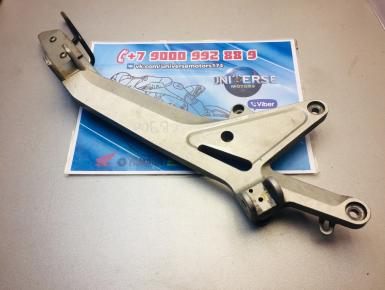 Кронштейн подножки пассажира правый, Honda, CB 900 F Hornet, 2003, 0, 0