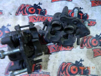 Суппорт Левый и правый передний (комплект), Kawasaki, Z 750, 2004, 0, 0