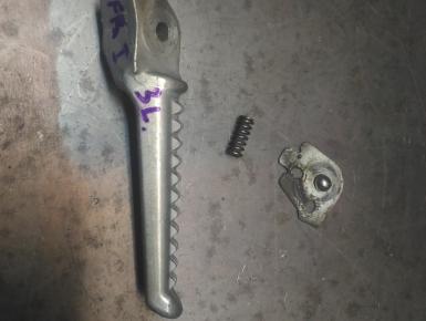 Подножка (упор) пассажира левая, Honda, VFR 800 F, 2001, 0, 0