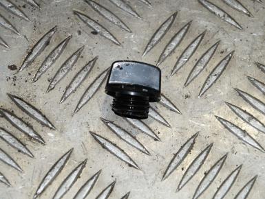 Пробка маслозаливная, Honda, CBR 1000 RR, 2010, 0, 0