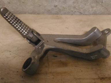 Кронштейн подножки пассажира левый, Suzuki, TL 1000 S, 1998, 0, 0